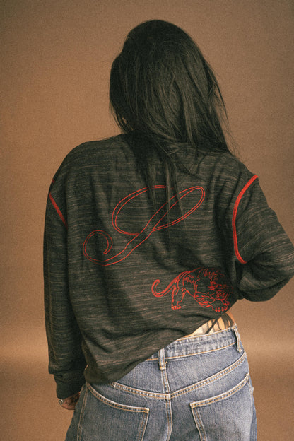 CONTRAST LONG-SLEEVE